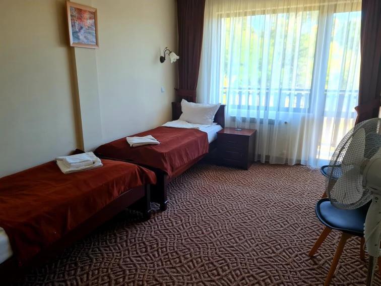 Family Hotel Bela Tryavna Bagian luar foto