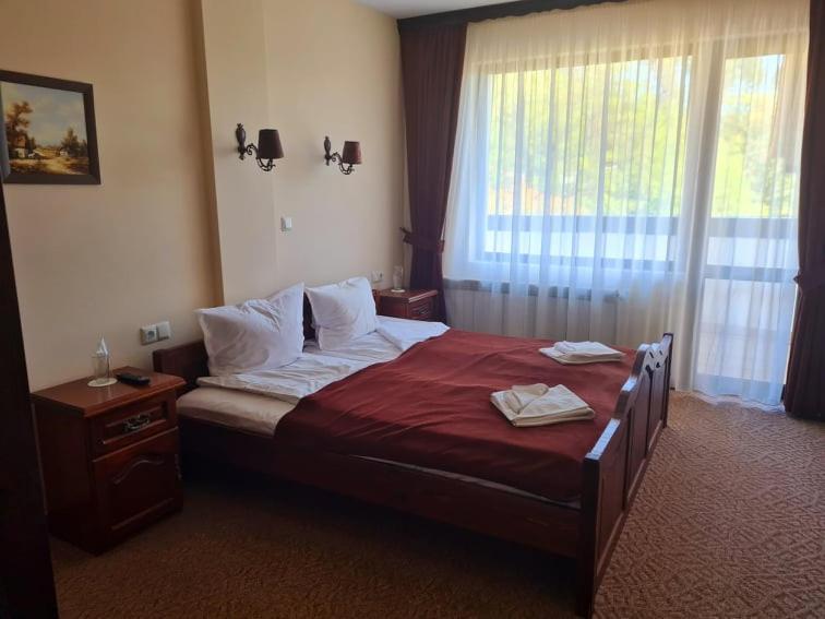 Family Hotel Bela Tryavna Bagian luar foto